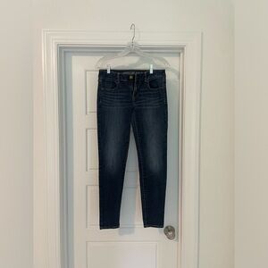 American Eagle Super Stretch Jegging